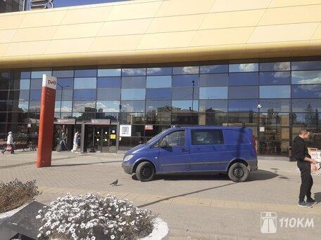 Mercedes, Vito, 2100, 218, дизель, грузовой, механика, задний привод, среднее состояние, левый, синий, 800 000 ₽