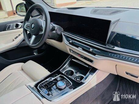 BMW, X5, 3000, 381, бензин, внедорожник, автомат, полный привод, среднее состояние, левый, белый, 13 700 000 ₽